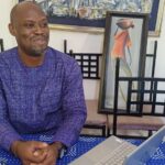 M. Elfried Dossavi-Messy, Coordonnateur Suivi-Évaluation et Apprentissage à Advocate for Community Alternatives (ACA) basé au Ghana, et formateur principal de l’atelier.